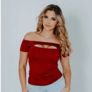 Off The Shoulder Peek-A-Boo Brami